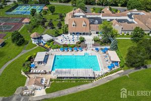 8 ETHAN ALLEN DR A, MONROE, NJ