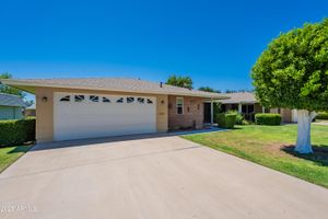 10513 W ROUNDELAY CIR, SUN CITY, AZ