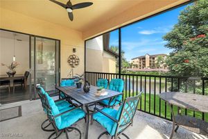 178 VINTAGE CIR # M202, NAPLES, FL