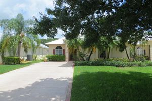 9418 POINCIANA CT, FORT PIERCE, FL
