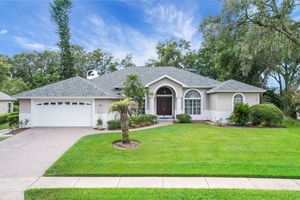 1521 EDGEWATER DR, MOUNT DORA, FL