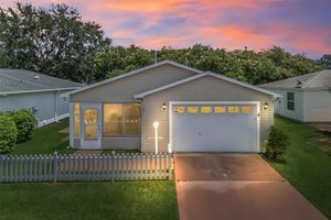 765 LESLIE LN, THE VILLAGES, FL
