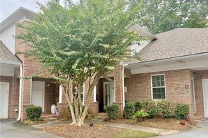 6 INDIGO LAKE TER E, GREENSBORO, NC