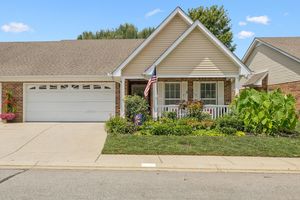 610 VILLAGE GREEN CIR, MURFREESBORO, TN
