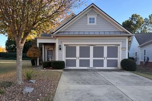 6303 ROCKPOINT LN, HOSCHTON, GA