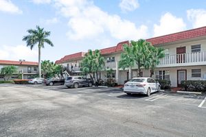 33 ABBEY LN 103, DELRAY BEACH, FL