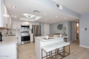 7920 E CAMELBACK RD 612, SCOTTSDALE, AZ