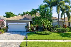 9415 CASERTA ST, LAKE WORTH, FL
