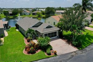 8647 LAKE FRONT CT, PUNTA GORDA, FL