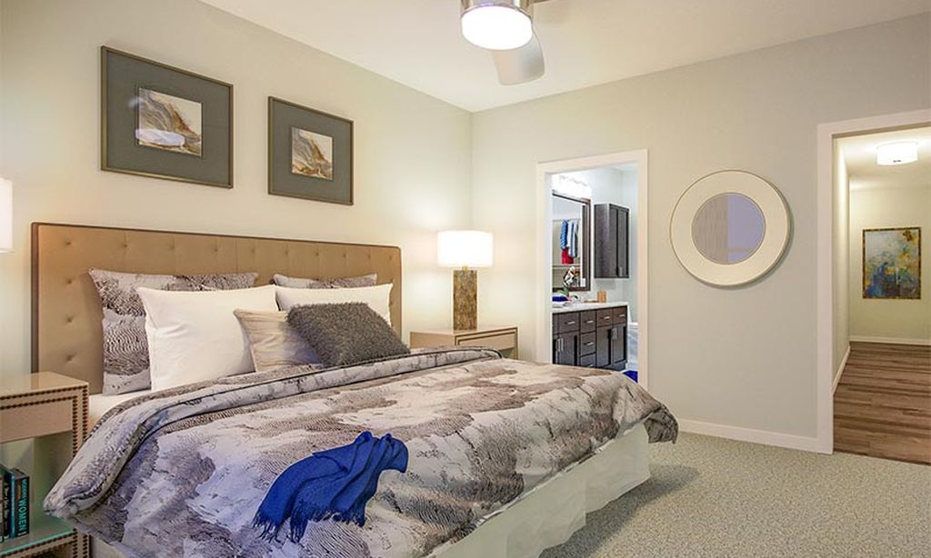 Model Master Bedroom