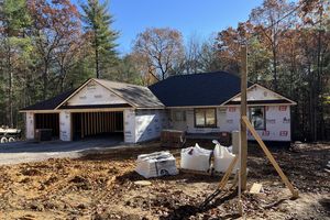 183 NATCHEZ CIR, CROSSVILLE, TN