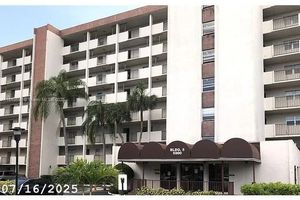 5900 NW 44TH ST 701, LAUDERHILL, FL