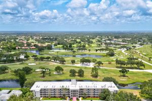 7461 W COUNTRY CLUB DR 408, SARASOTA, FL