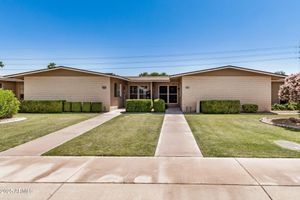 10527 W GRANADA DR, SUN CITY, AZ