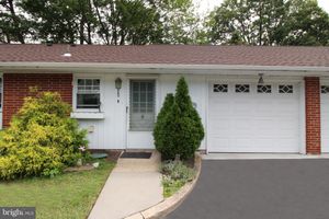 660 PLYMOUTH DR B, LAKEWOOD, NJ