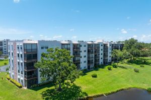8174 TERRACE GARDEN DR N UNIT 507, ST PETERSBURG, FL