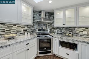 1232 SKYCREST DR 9, WALNUT CREEK, CA