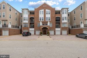 6155 SHADYWOOD RD 204, ELKRIDGE, MD