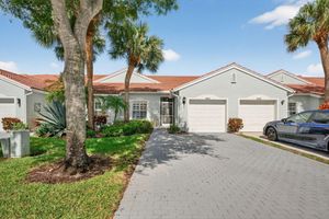8393 LOGIA CIR, BOYNTON BEACH, FL