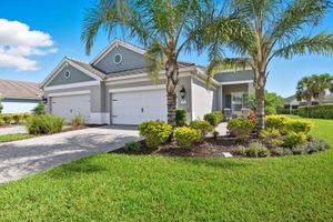 2723 SAPPHIRE BLUE LN, BRADENTON, FL