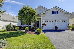 3 DANBURY CT, JACKSON, NJ