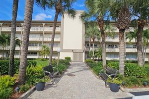 4701 MARTINIQUE DR H4, COCONUT CREEK, FL