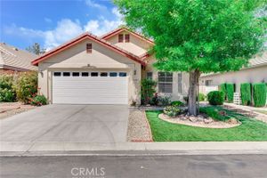 11241 PLEASANT HILLS DR, APPLE VALLEY, CA