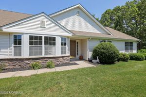 14 WINDING RIVER CT, LAKEWOOD, NJ