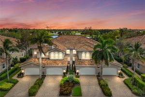 9134 CHERRY OAKS LN APT 201, NAPLES, FL