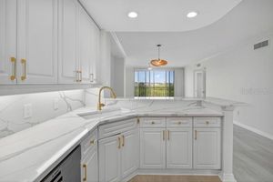 5430 EAGLES POINT CIR 202, SARASOTA, FL