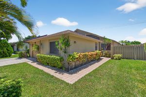 3250 NW 10TH ST, DELRAY BEACH, FL