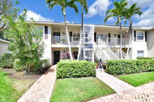 15 STRATFORD DR E B, BOYNTON BEACH, FL