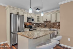 146 PARKWAY DR A, FREEHOLD, NJ
