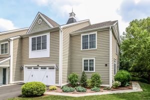 21 GREAT HERON LN # 21, BROOKFIELD, CT