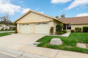 38003 VILLAGE 38, CAMARILLO, CA