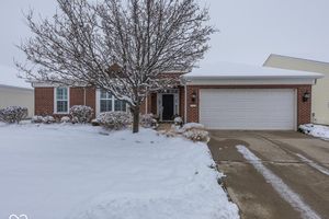 16160 BROOKMERE AVE, FISHERS, IN