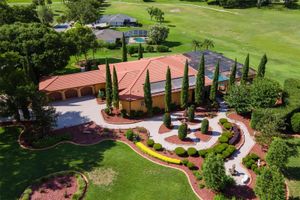 5235 GREENS DR, LADY LAKE, FL