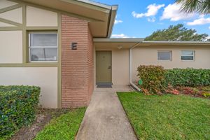 2590 BARKLEY DR E, WEST PALM BEACH, FL