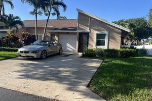 8182 SPRINGTREE RD, BOCA RATON, FL