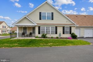 29 AVENROWE CT, FAIRLESS HILLS, PA