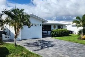 1904 SW 17TH AVE, BOYNTON BEACH, FL