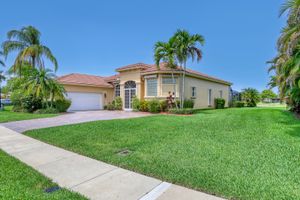 9466 LANTERN BAY CIR, WEST PALM BEACH, FL