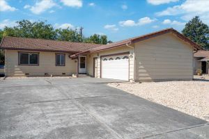 165 GLACIER CIR, VACAVILLE, CA