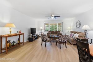 1111 WATERBERRY CT, TOMS RIVER, NJ