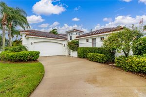 5355 W HARBOR VILLAGE DR, VERO BEACH, FL