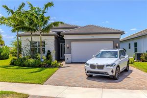 11458 JACARANDA DR, NAPLES, FL