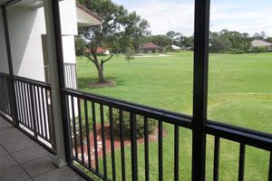 3500 TWIN LAKES TER APT 202, FORT PIERCE, FL