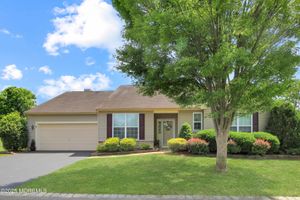 7 JOHN ADAMS CT, MANCHESTER, NJ