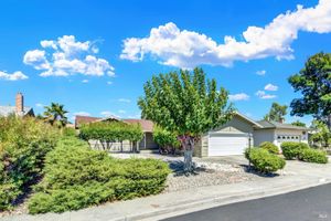 184 CARLSBAD CIR, VACAVILLE, CA