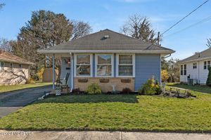 21 PALISADES DR, TOMS RIVER, NJ
